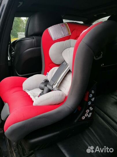 Детское автокресло chicco