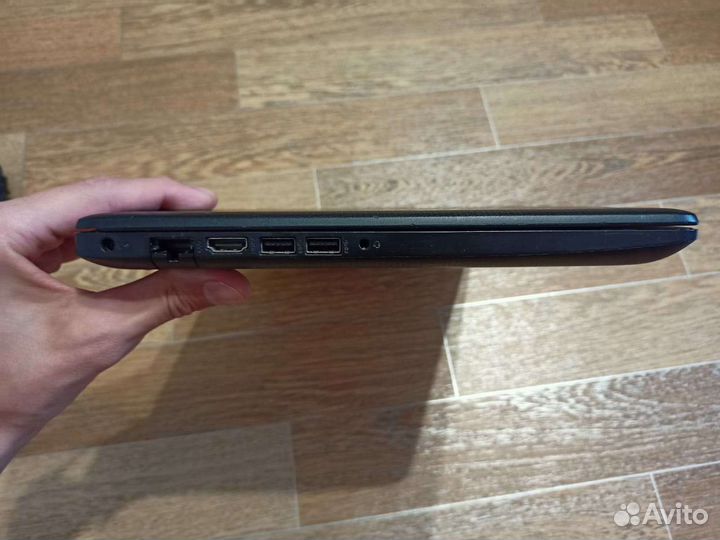 HP на DDR4 8gb+SSD 256gb+A6-9225+radeon 520