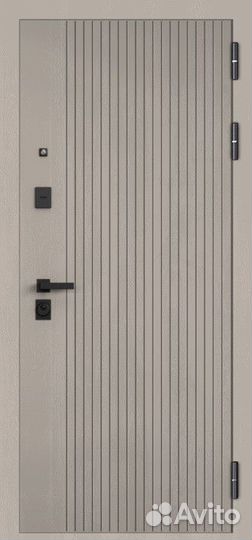 Дверь входная металлическая с зеркалом