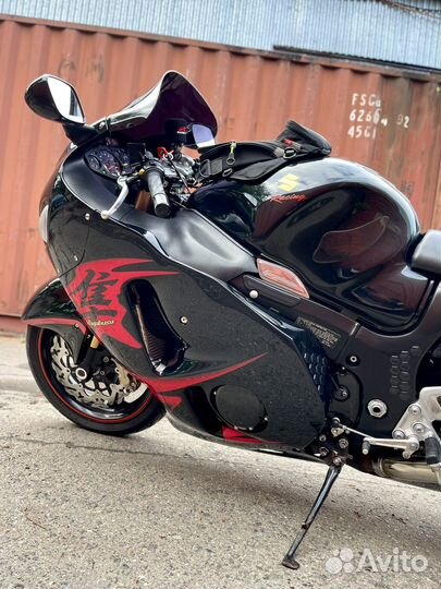 Suzuki Hayabusa GSX-1300R K7