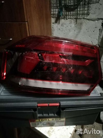 Задний фонарь правый polo