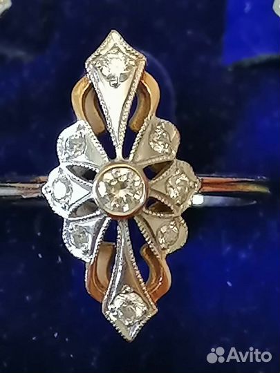 Золотой набор серьги и кольцо