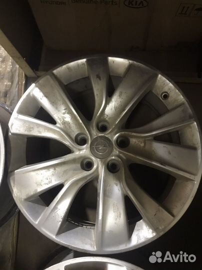 Диски литые opel r18