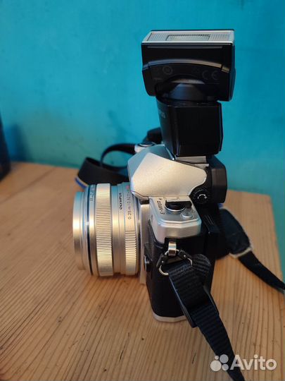 Olympus E-M10 Mark 2 + Olympus 17mm 1.8 + рюкзак