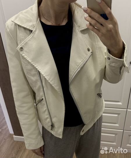 Продам куртку кожаную