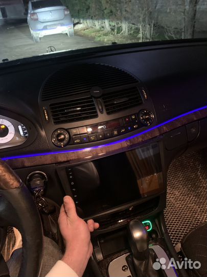 Штатная магнитола для Мерседес W211