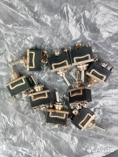 Переключатель Тумблер мт1, тв2-1