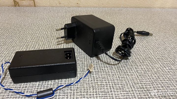 Блок питания адаптер