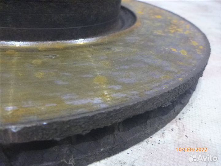 Диск тормозной передний Volkswagen Transporter T5