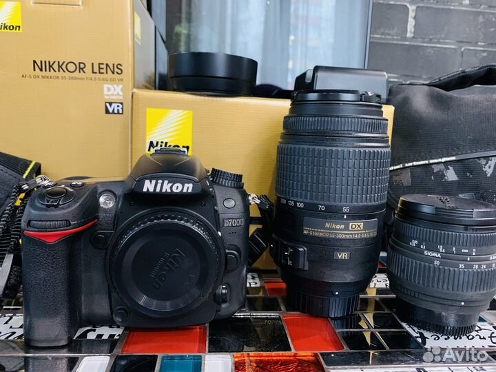 Зеркальный фотоаппарат Nikon d7000 с обьективами