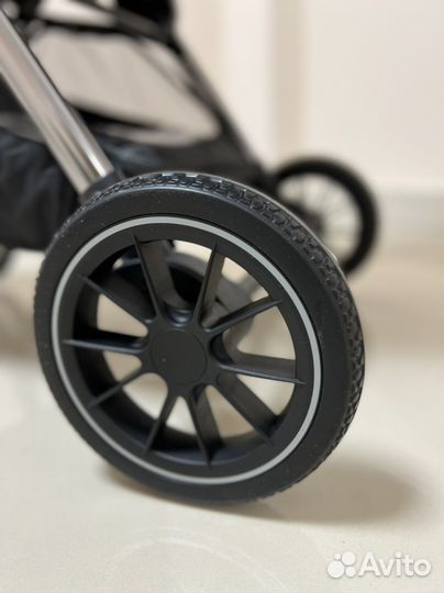 Прогулочная коляска carrello delta