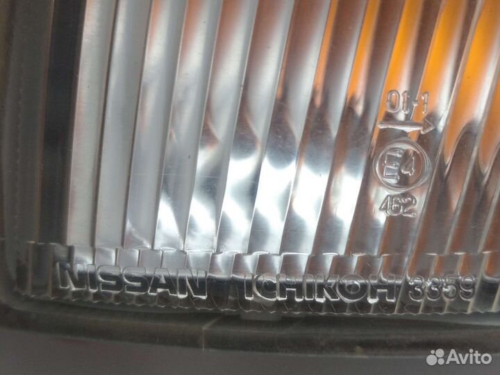 Поворотник nissan ichikoh 3359