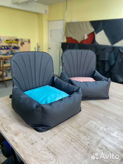 Автокресло для собак