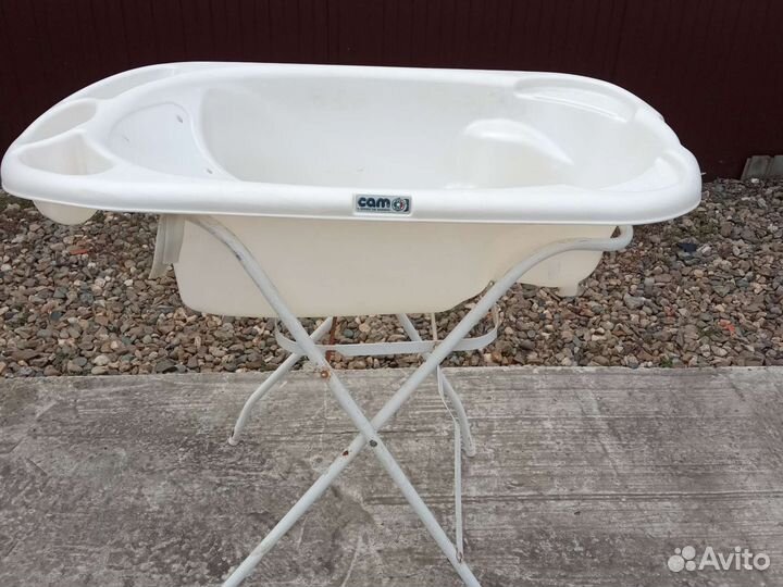 Ванночка для купания с подставкой Cam