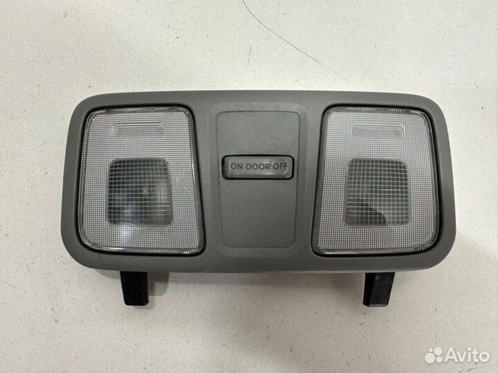 Плафон освещения салона передний Hyundai Solaris 1