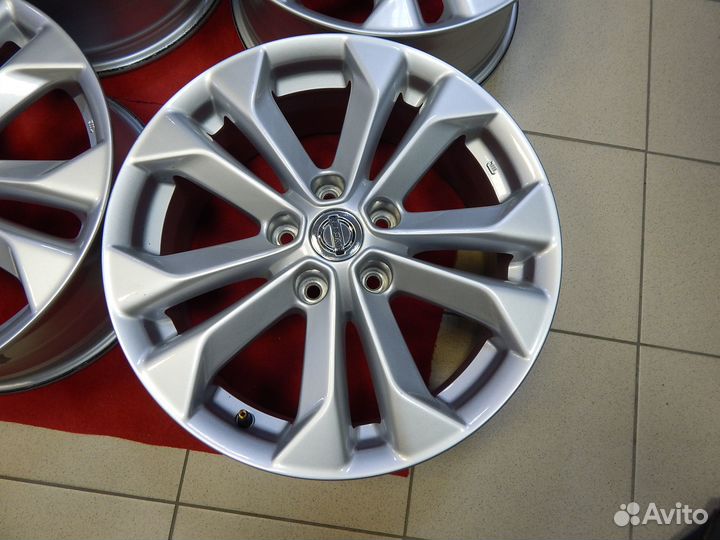 882 Оригинал Nissan X-Trail T32 R17 5*114.3 J7