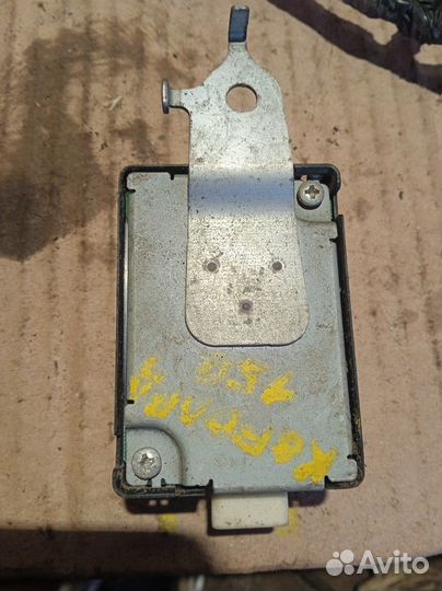 Блок управления центральным замком Toyota Corolla