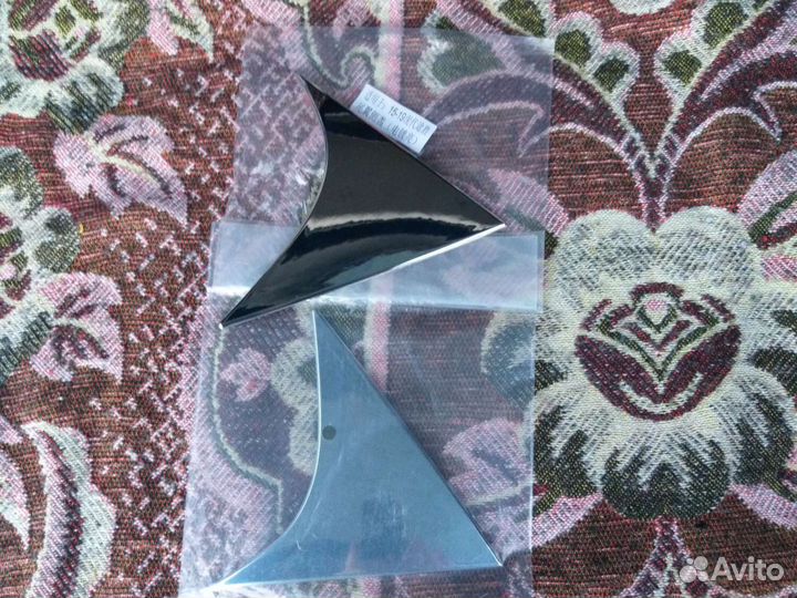 Хромированные уголки