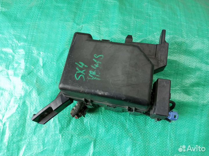Блок предохранителей Suzuki SX4