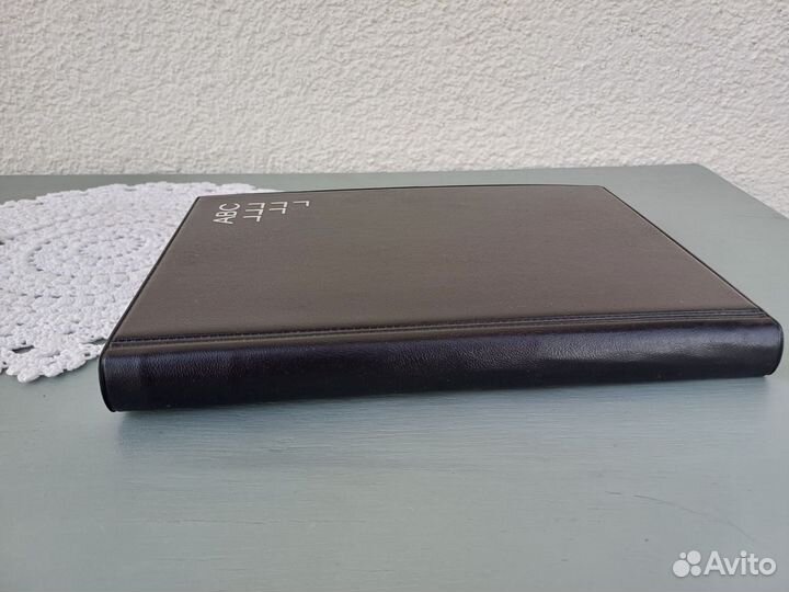 Записная алфавитная книга ежедневник