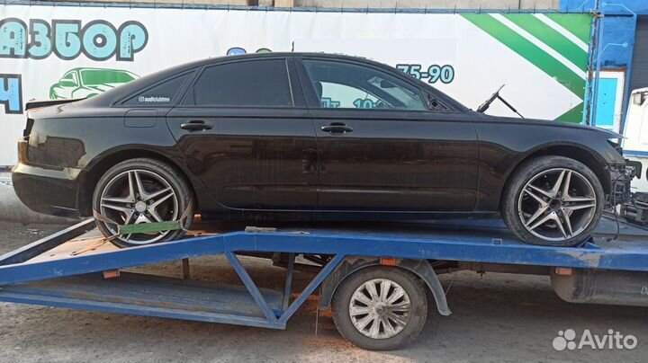 Пыльник тормозного диска задний левый Audi A6 8K0615611A. Дефект