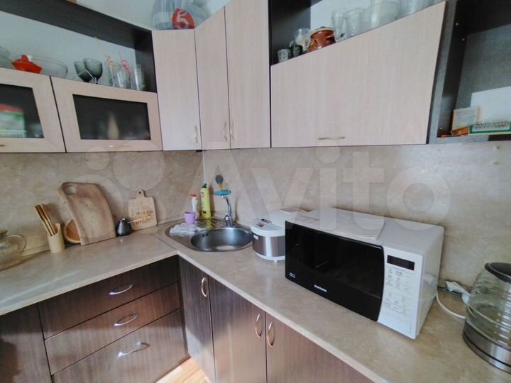 2-к. квартира, 56 м², 3/16 эт.