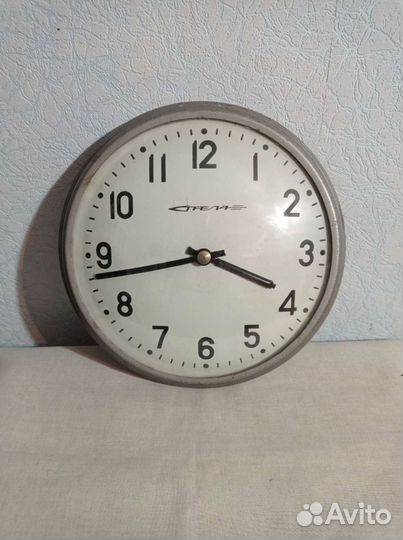 Часы вторичные настенные Стрела. СССР