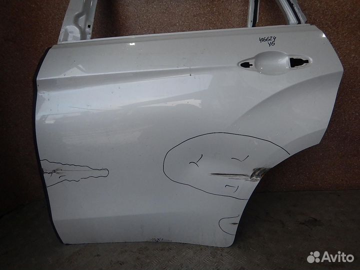 Дверь задняя левая BMW X6
