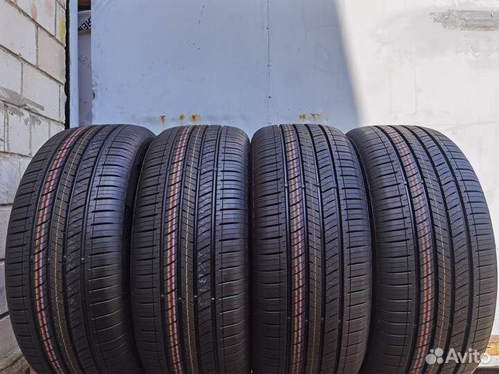 Nexen N'Priz 4S 215/55 R17 94V
