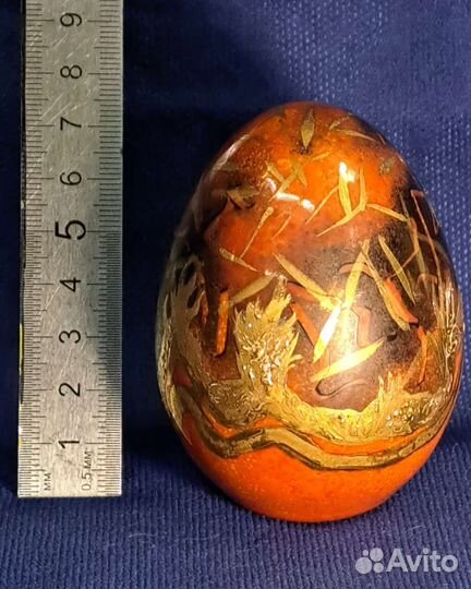 Пасхальное декоративное яйцо и подставка