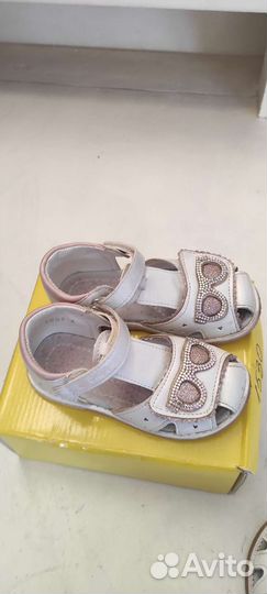 Туфельки на девочку