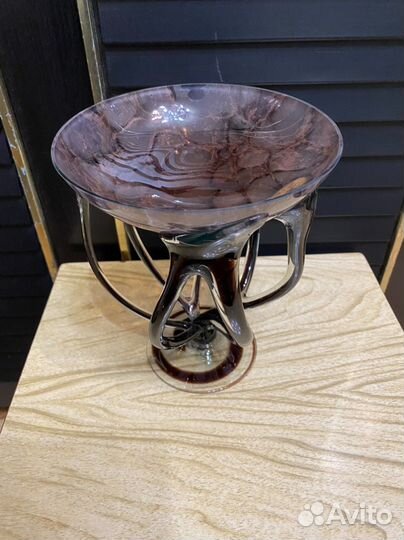 Вазы из цветного стекла