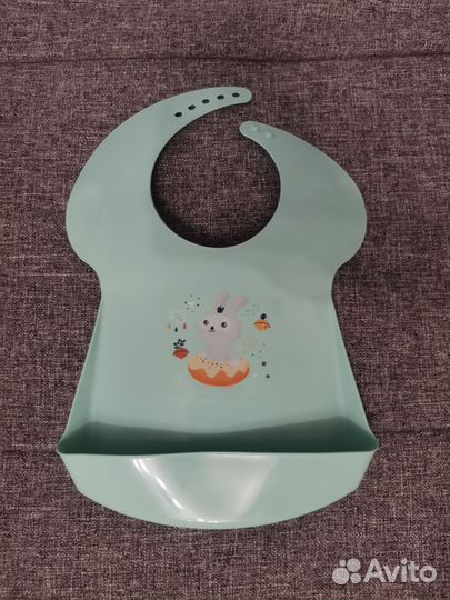 Нагрудник для кормления