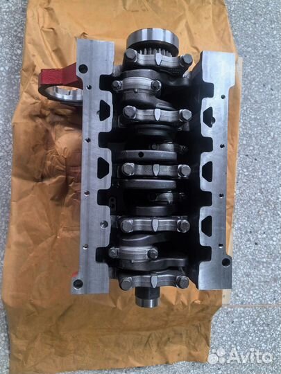 Двигатель новый Cummins 2.8 шорт блок