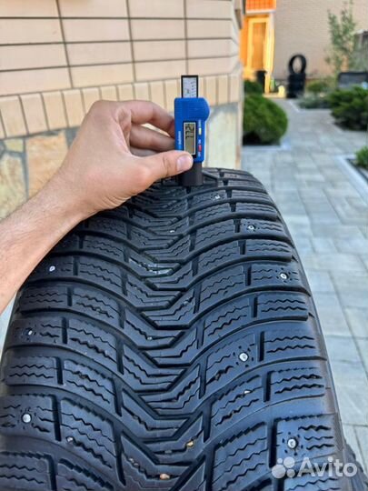 Michelin X-Ice North 3 255/45 R19 и 285/40 R19 107H