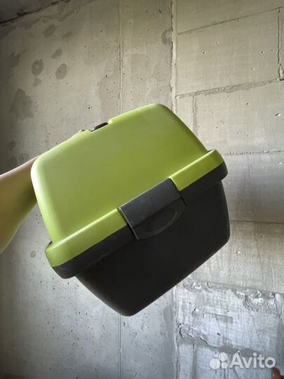 Переноска для кошек и собак