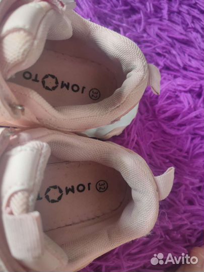Кроссовки для девочки
