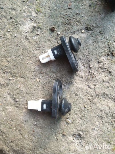 Датчик двери киа венга kia venga передний задний