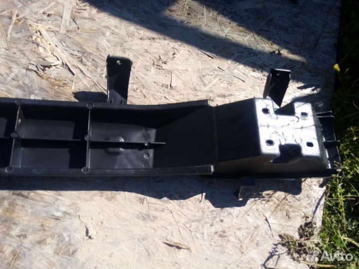 Усилитель бампера