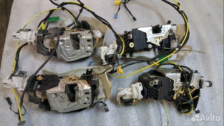 Замки дверей с доводчиком мерседес w220 присоски