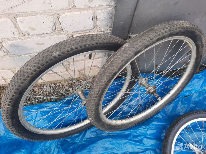 Колёса для велосипеда R20 и R24