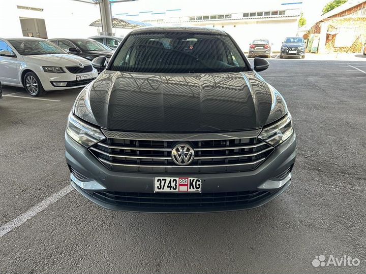 Volkswagen Jetta, 2020