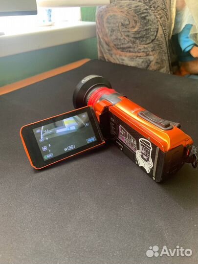 Видеокамера JVC Everio R