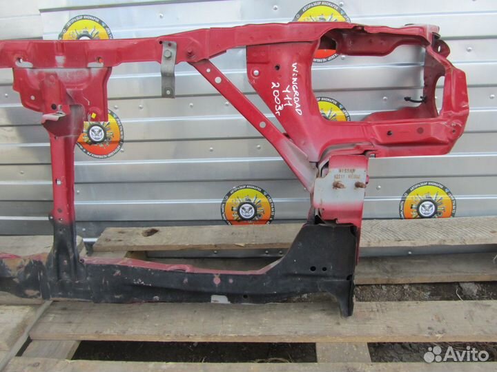 Панель передняя (телевизор) Nissan Wingroad veny11