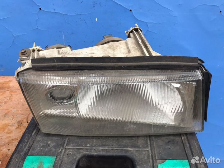 Фара правая Octavia (A4 1U) 2000-2011