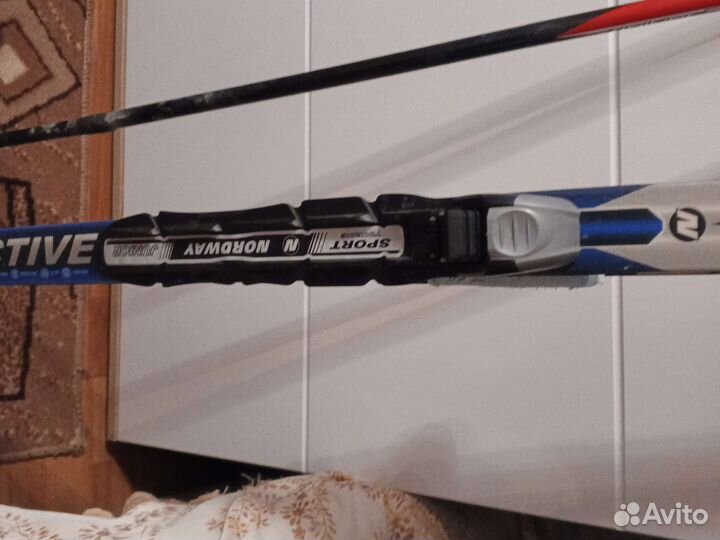 Лыжи беговые с ботинками и палками