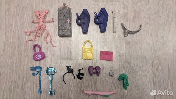 Аксессуары обувь одежда для Монстер Хай