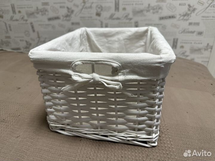 Корзина плетеная для подарка