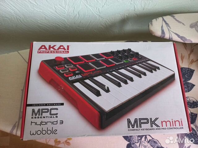 Midi-клавиатура akai PRO MPK mini