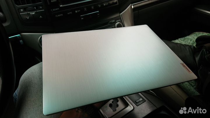 Ноутбук Lenovo core i5 10g